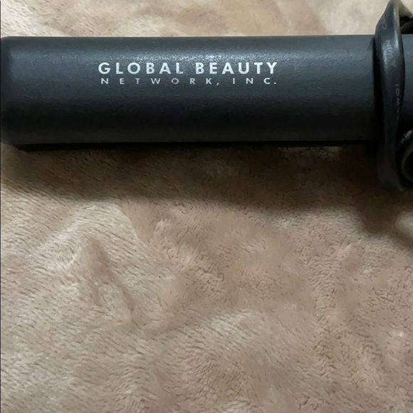 CHI Flat Iron - Picture 2 of 5